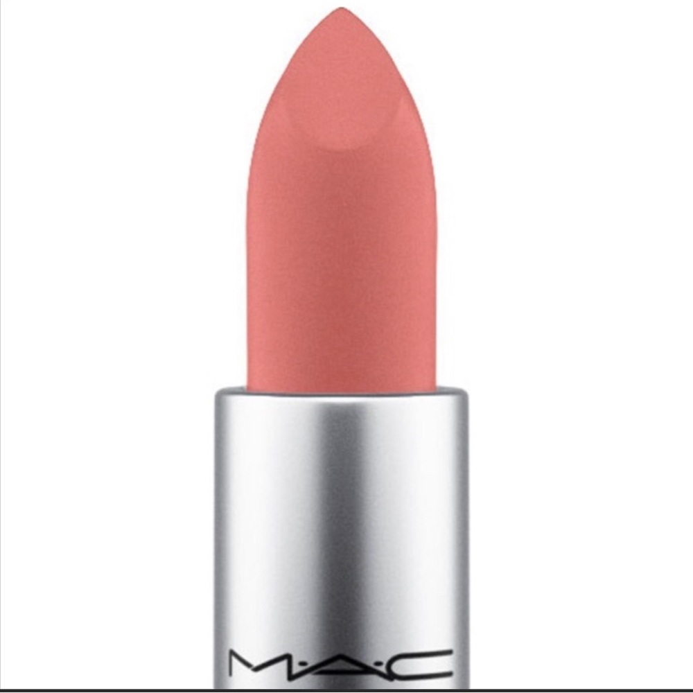 Host Pick 🎉 MAC Powder Kiss Lipstick-Mull It Over-New in Box